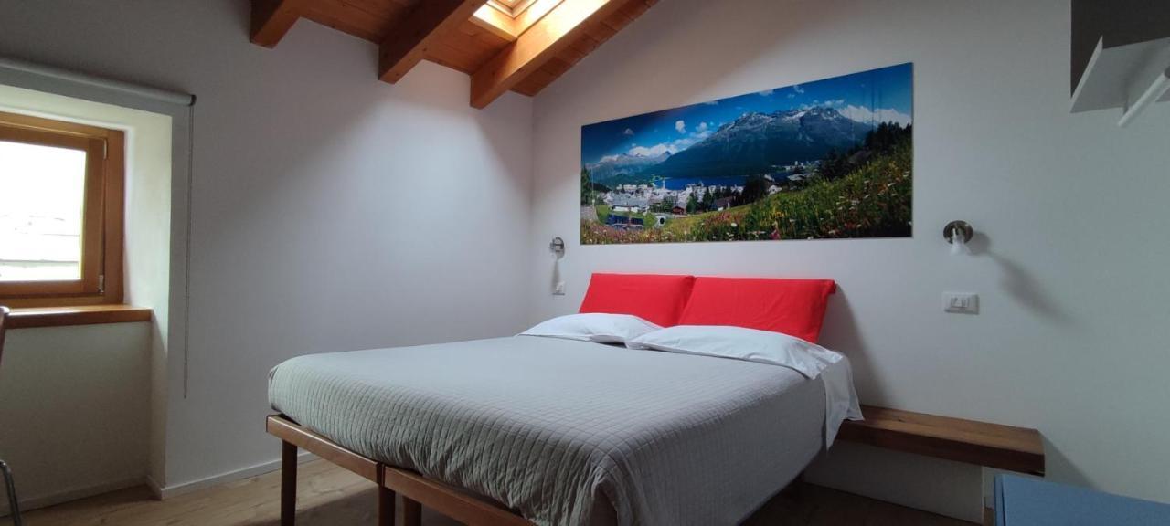 Le Stanze Del Trenino Rosso Bed & Breakfast Тирано Екстериор снимка